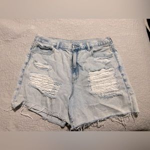 American Eagle Mom Shorts Size 12